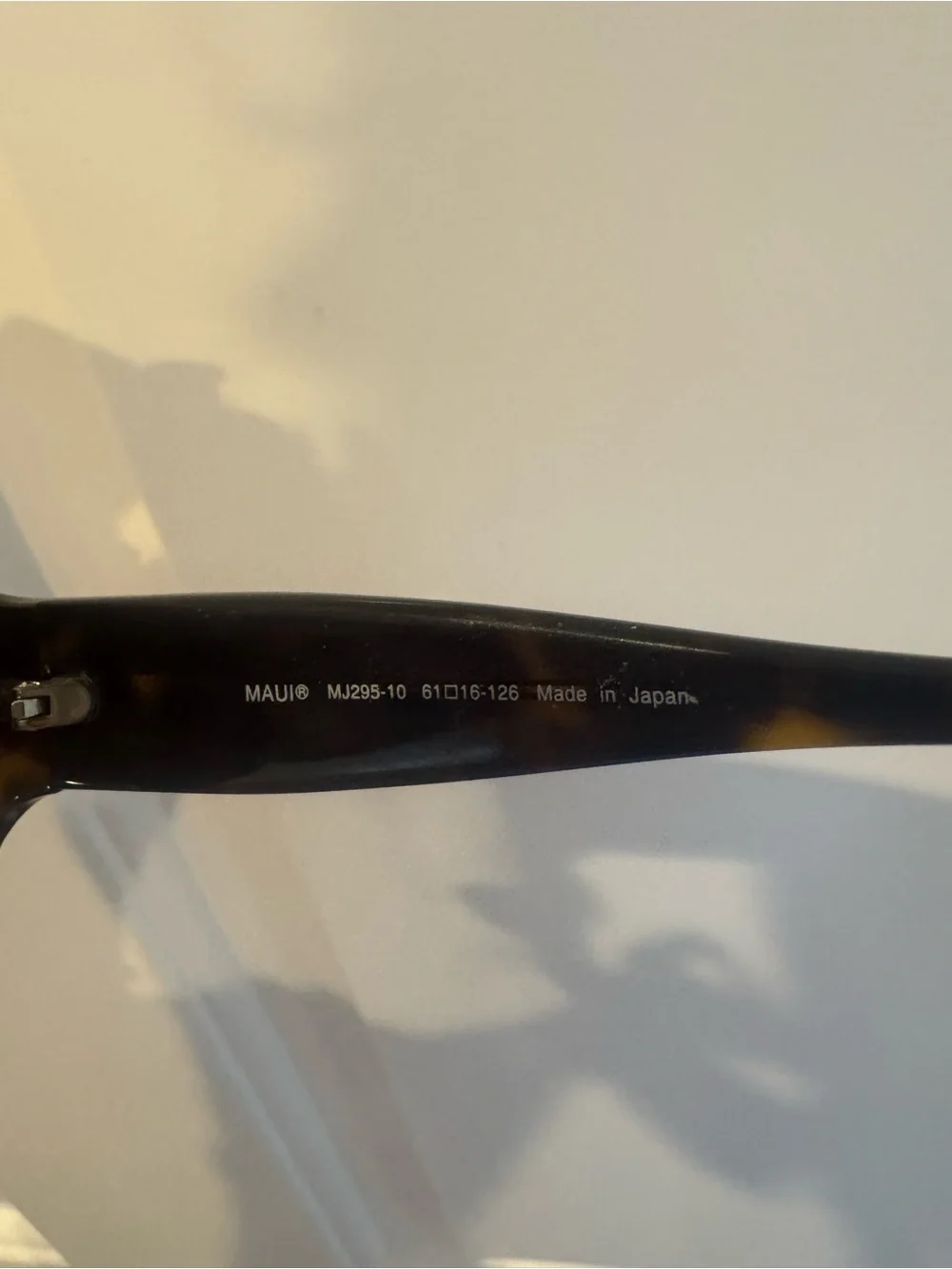 Maui Jim Nalani MJ295-10 Polarized Tortoise Sunglasses + Case
